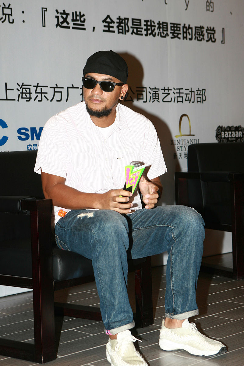 2011年7月10日,上海,张震岳新专辑《我想要的感觉》举行发布会.+++_++