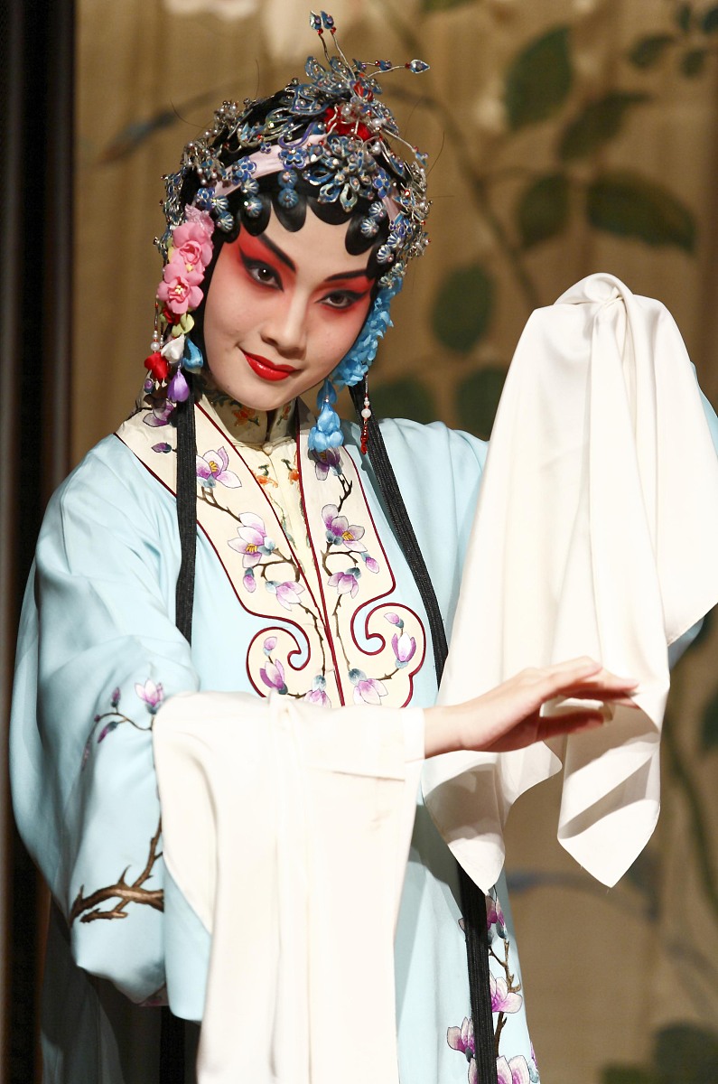 2009年7月17日,上海,《牡丹厅》在小剧场演出.***_***+++_+++昆剧,王