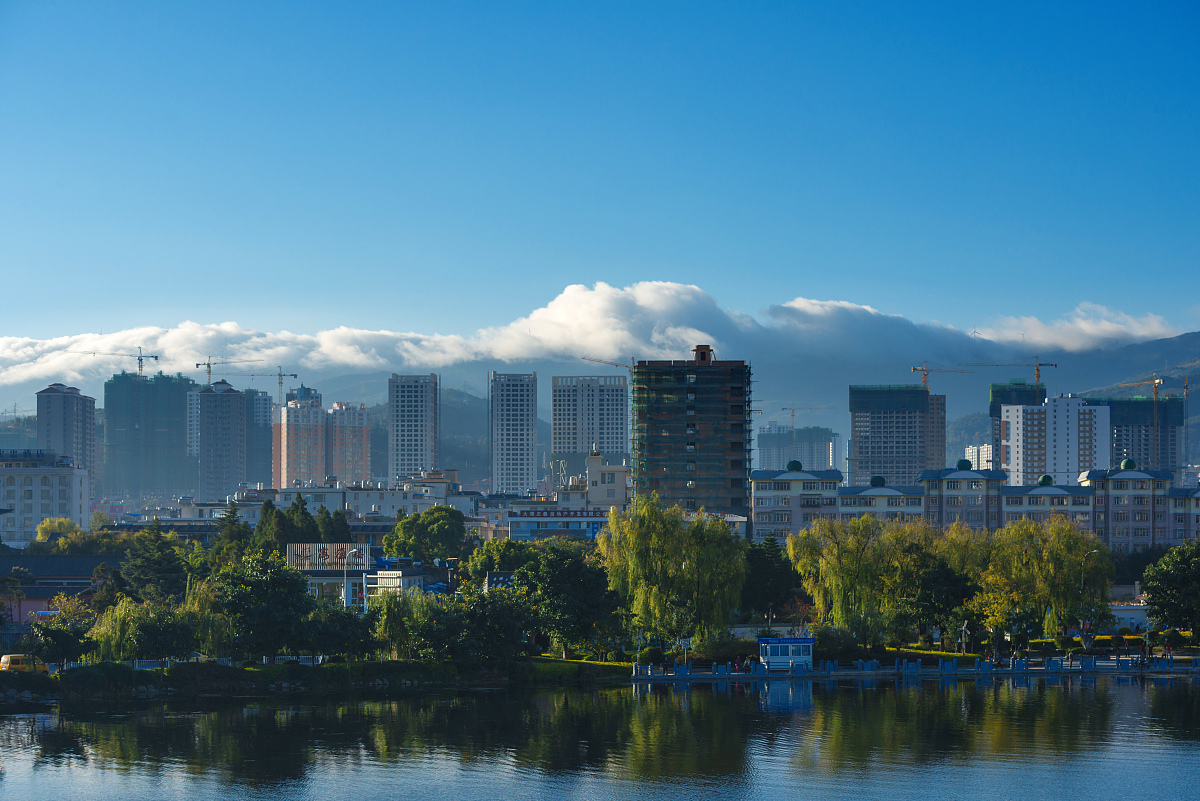 ***_***2015年11月22日,云南省大理白族自治州,大理早晨的云海