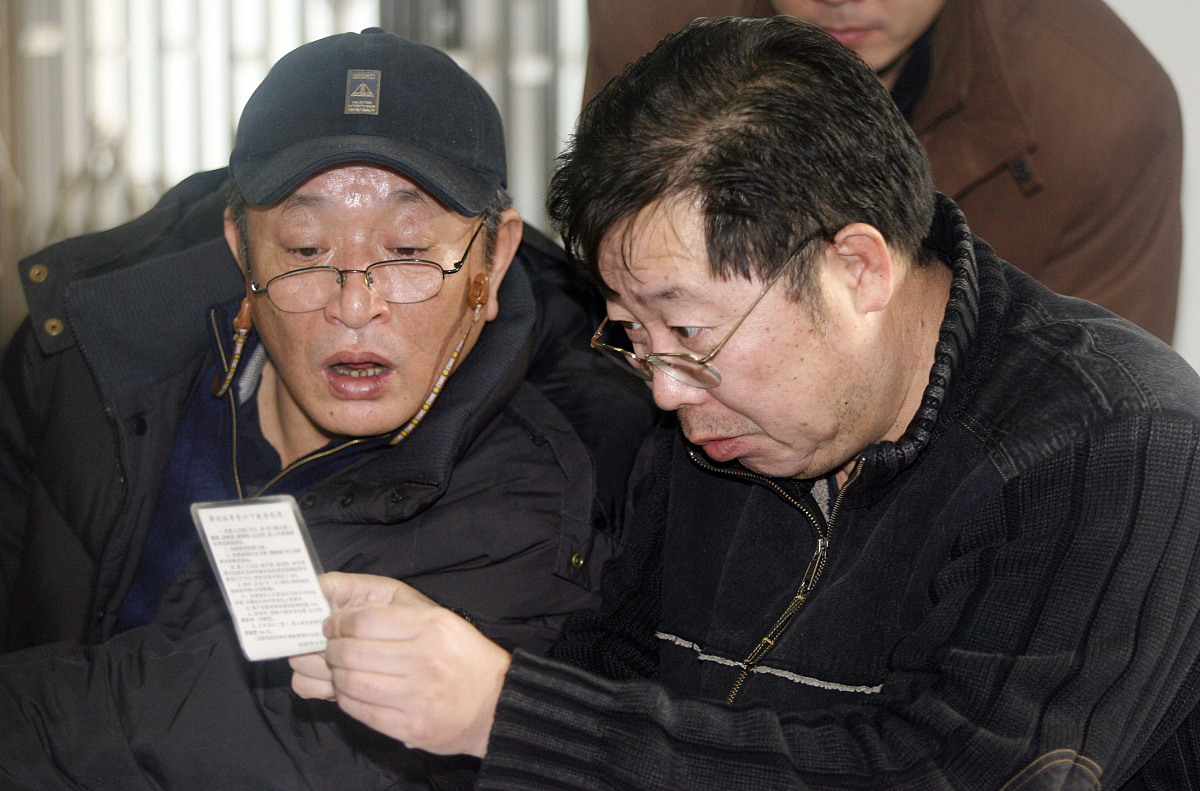 电力二次设备企业生产部经理年中总结