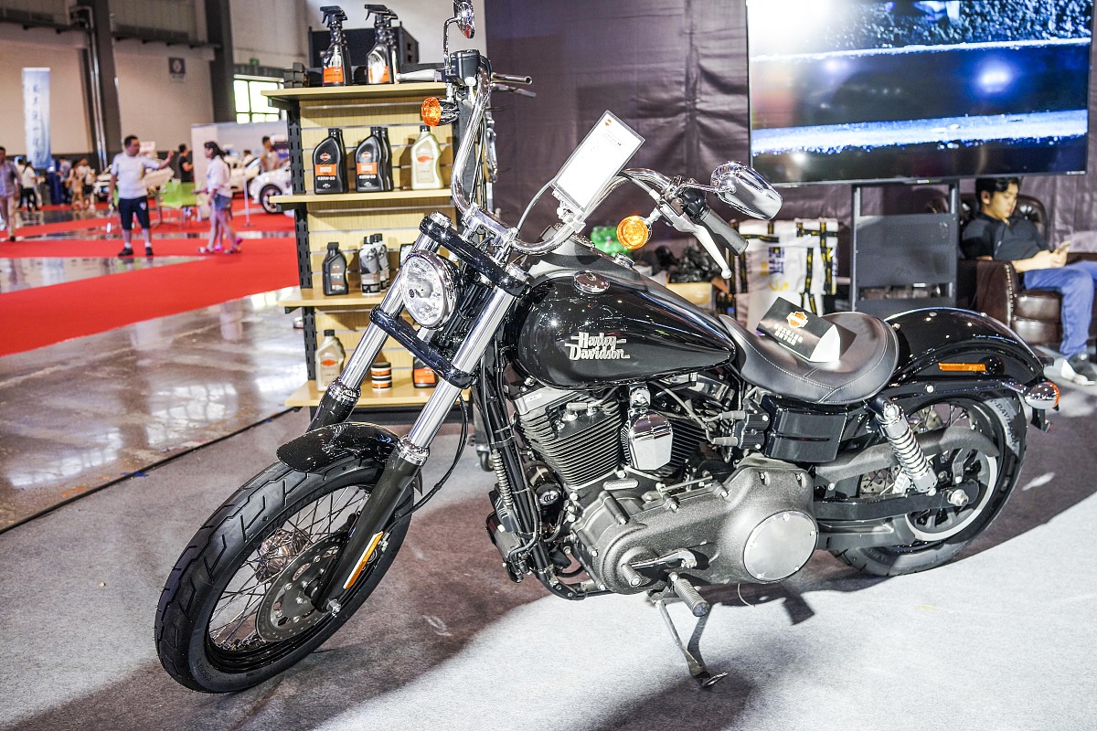 贵阳机械职业学校有汽车美容整形专业吗？