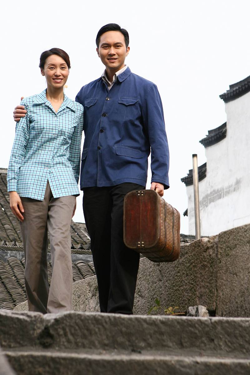 2006年9月26日,浙江,根据苏童同名小说改编的电视剧《红粉》近日正在