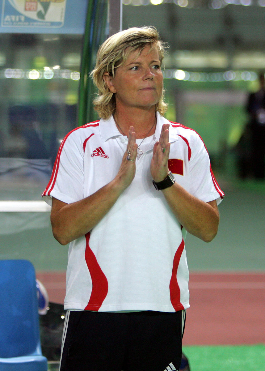2007年9月15日,中国湖北武汉,2007女足<strong>世界</strong>杯d组小组赛,中国对阵巴西.