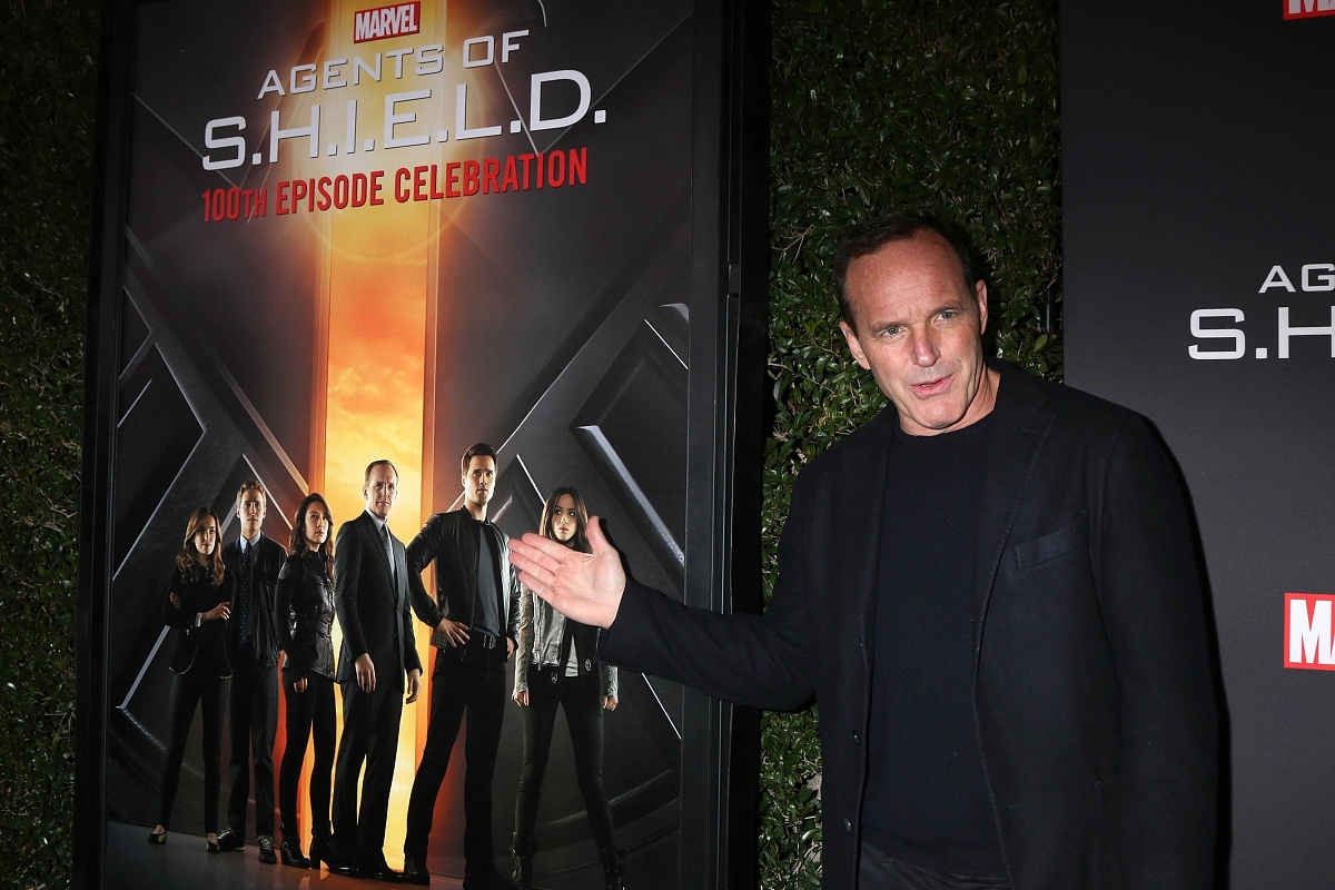 把丹泽尔·华盛顿主演的电影《谍网迷魂》的剧情概况成一篇3000字左右的短文。