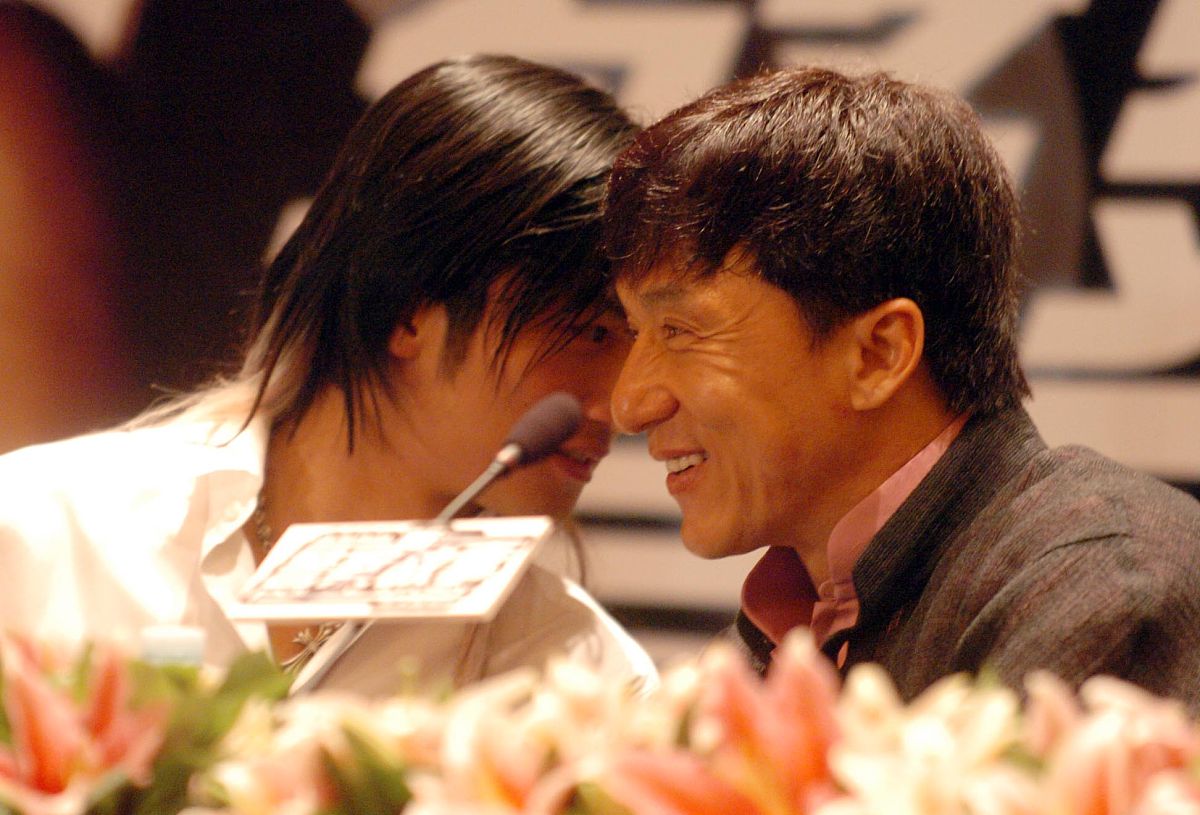 2004年9月19日下午,《新警察故事》全球首映典礼在北京东方君悦大酒店