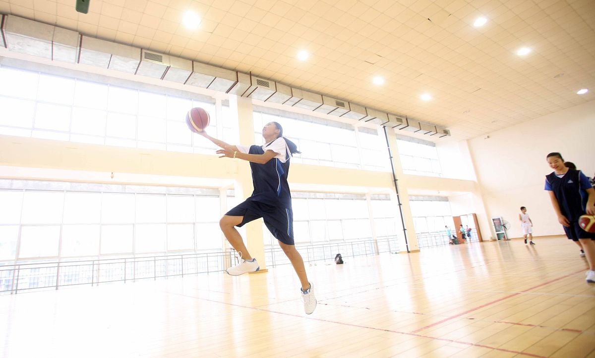 如何提升篮球水平：6个实用技巧助你突破瓶颈