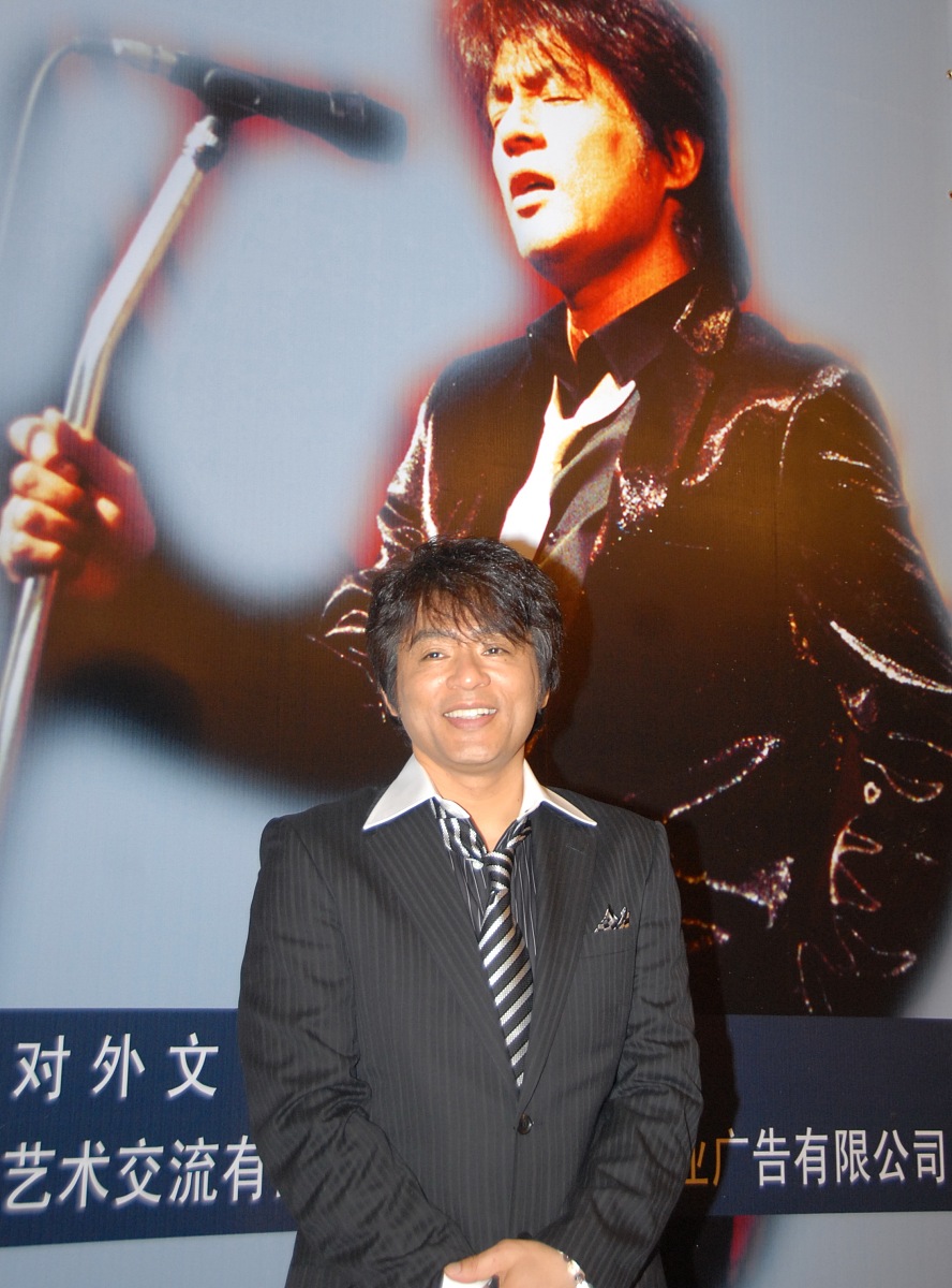 2008年7月3日下午,上海,日本著名歌手aska(飞鸟)举行媒体见面会.+++_+