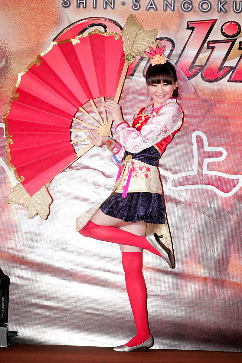 2008年4月15日,台湾,周杰伦为在线游戏《真三国无双》担任大中华地区