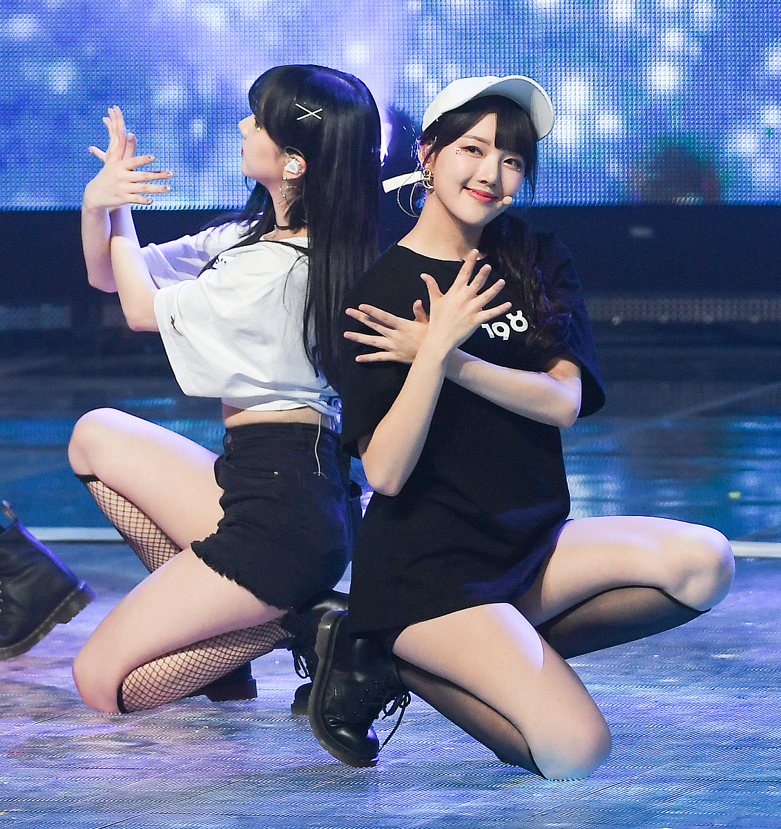 lui performs during the mbc music 'show champion' at the mbc dre