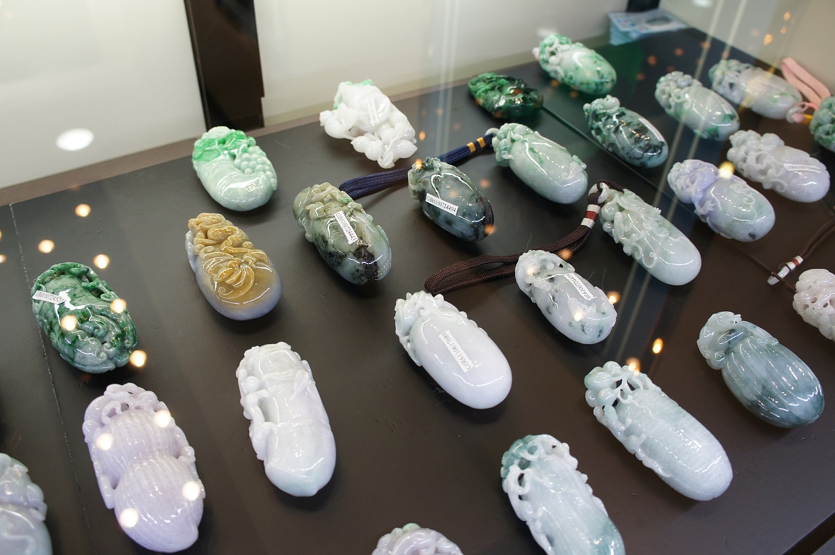 2022年昆明市旅游职业中学珠宝玉石鉴定与营销专业招生