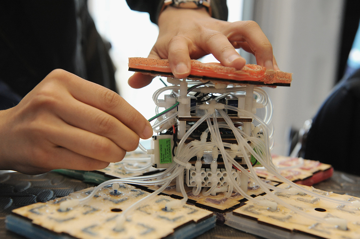 系统架构概述：步骤、技巧与示例