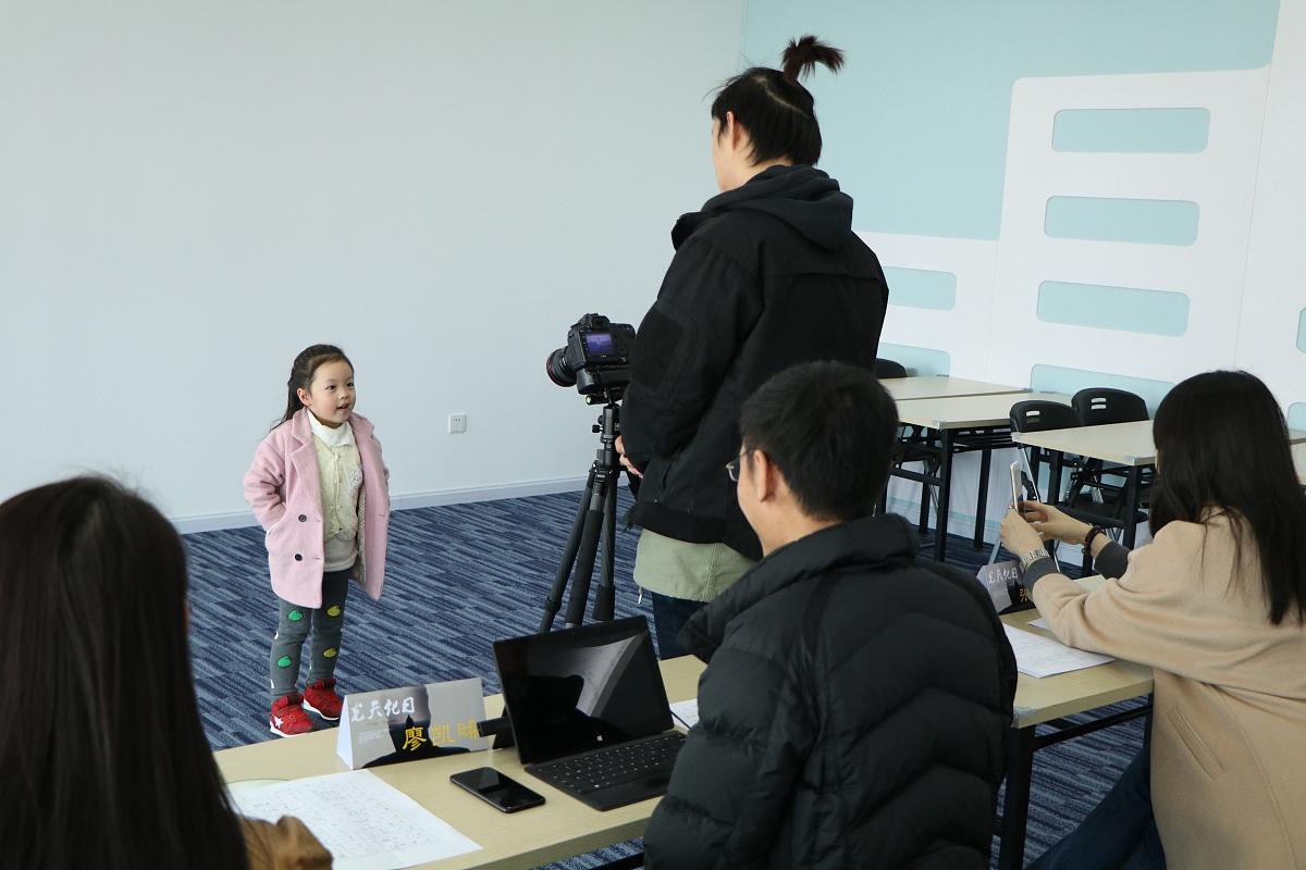 女生学编导就业前景分析：优势、机会与未来
