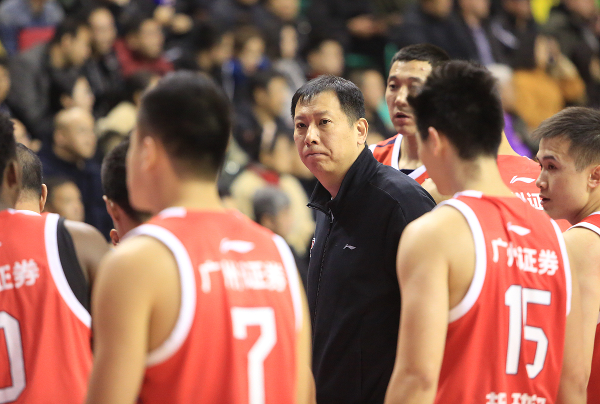 用包含排斥原理求：某班有25个学生其中14人会打篮球12人会打排球6人会打篮球和排球5人会打篮球和网球还有2人会打这三种球已知6个会打网球的人都会打篮球或排球求不会打球的人数。