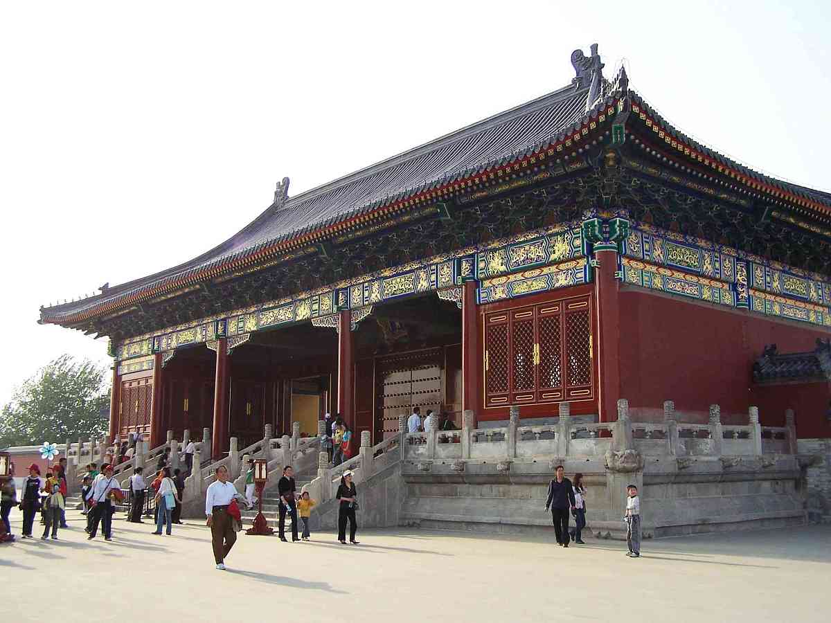 古代皇帝的女人等级制度：皇后、贵妃、嫔妃、格格等