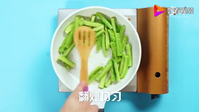 清炒苦瓜的做法 清炒苦瓜做法视频