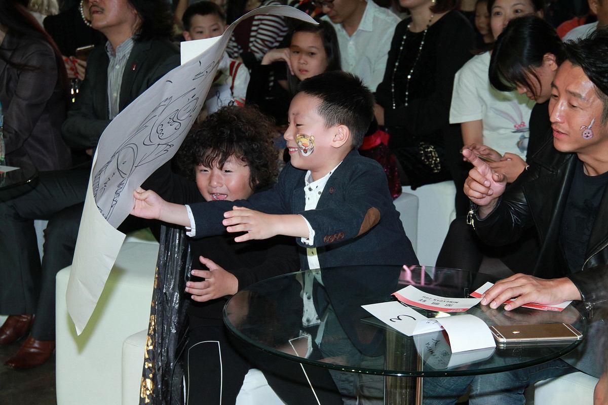 2015年10月14日,北京,动画电影《龙在哪里》发布会.***_***林永健儿子