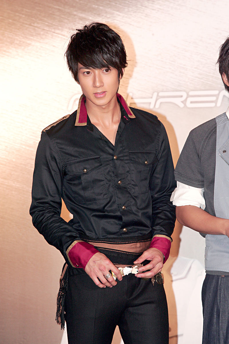 2008年8月8日,香港,飞轮海为世界巡演首站宣传.吴尊+++_+++飞轮海,