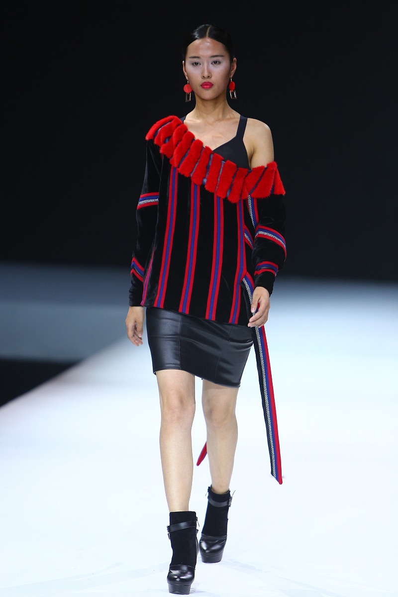 合财 稳利 星 龙