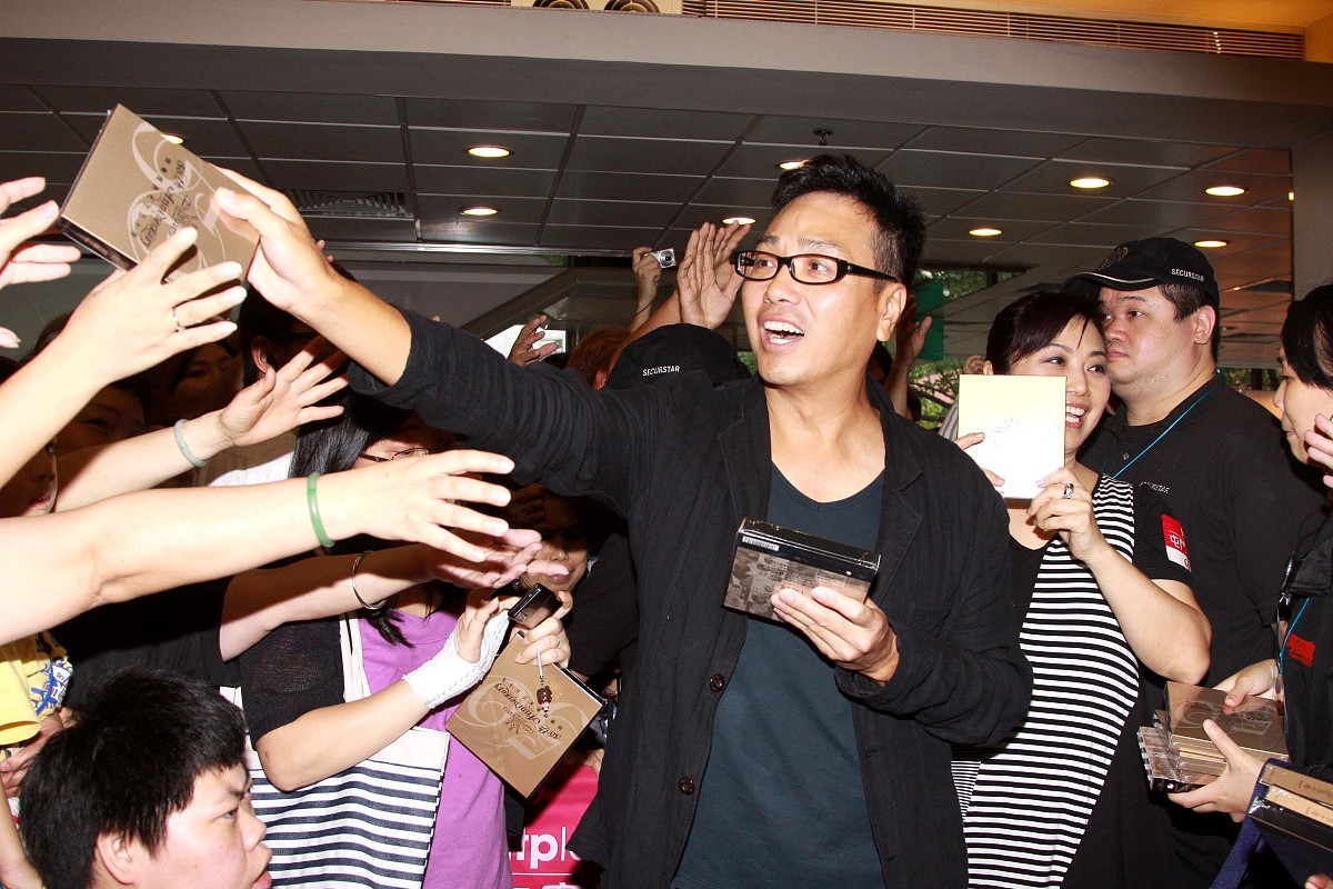 2010年6月26日,香港,"金曲娱乐真经典演唱会"记者会.***_***+++_+++金