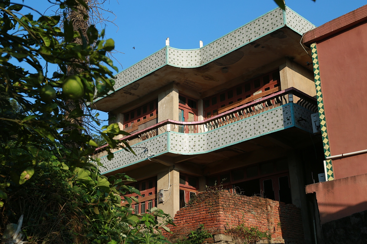 舟山旅游商贸学校2023年招生专业介绍：旅游管理、规划、英语、营销