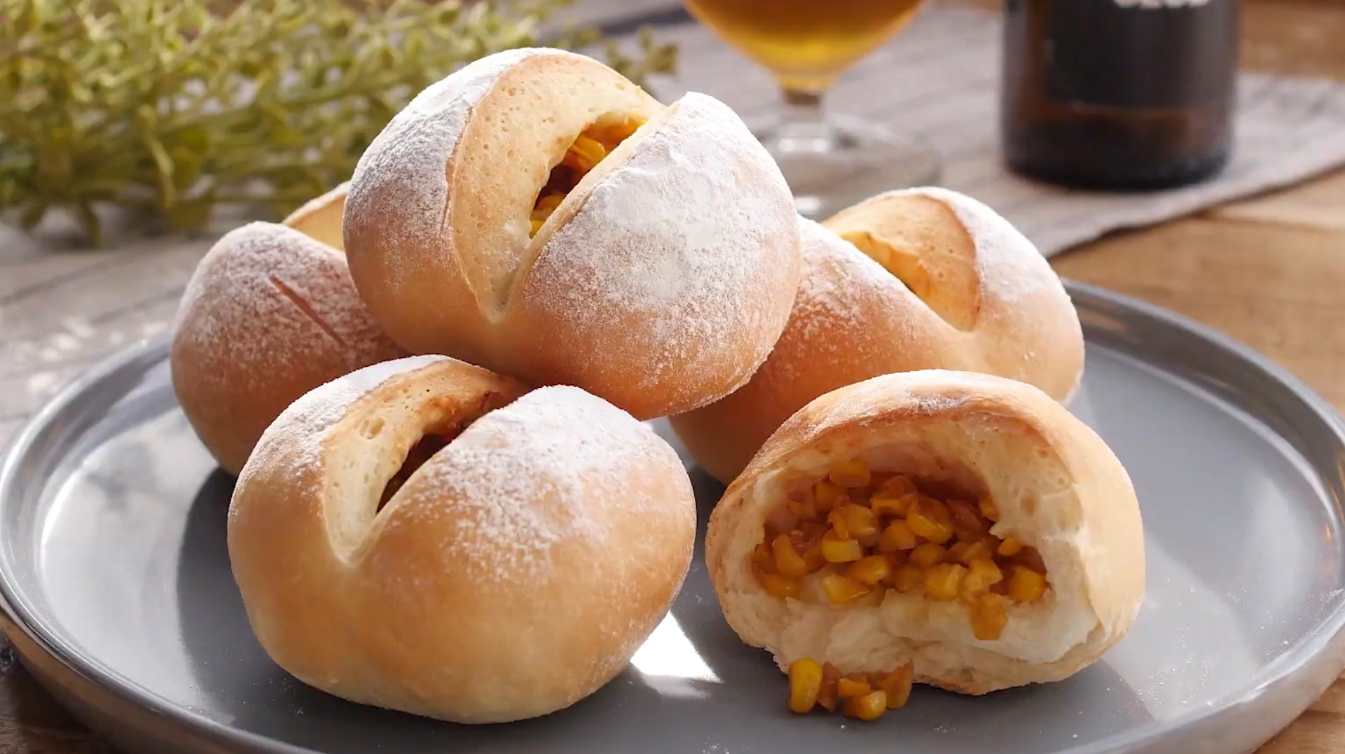 烘焙新手也能做的玉米面包,教程简单易学,面包松软喷香