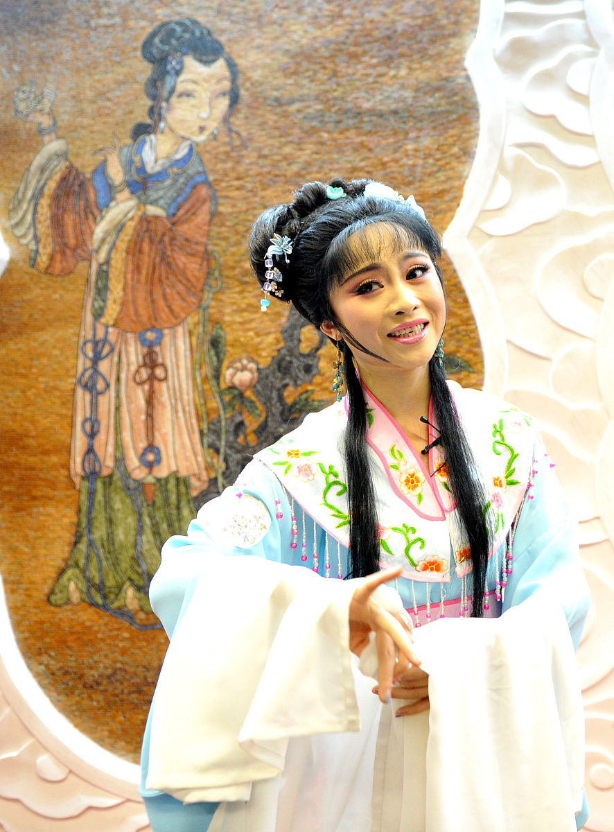 《红楼梦》人物性格分析：宝玉、黛玉、晴雯、妙玉的纯真与高洁