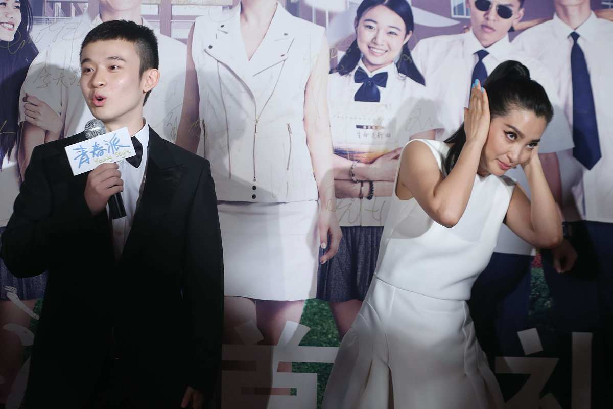 看电影《青春派》对男主角的母亲的教育方式进行问题分析不少于一千字