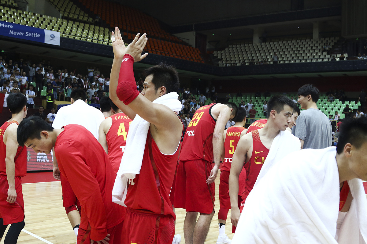 成都卫校护理专业招生男生吗？ | 男生学护理的优势与挑战