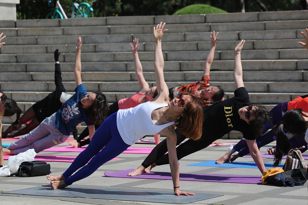 2023年报读篮球兼学汽车驾驶专业怎么样