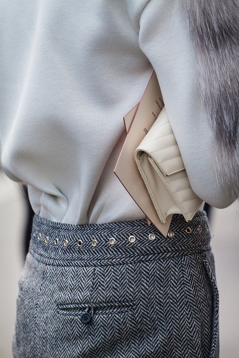 米白色西装外套 以顾客的角度写出种草文案