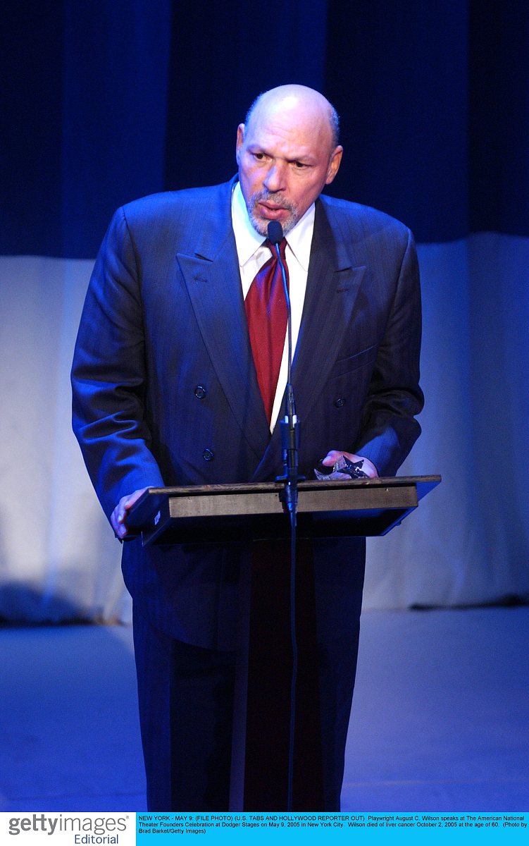 2005年10月2日,美国纽约,剧作家奥格斯特·威尔逊(august wilson)因肝