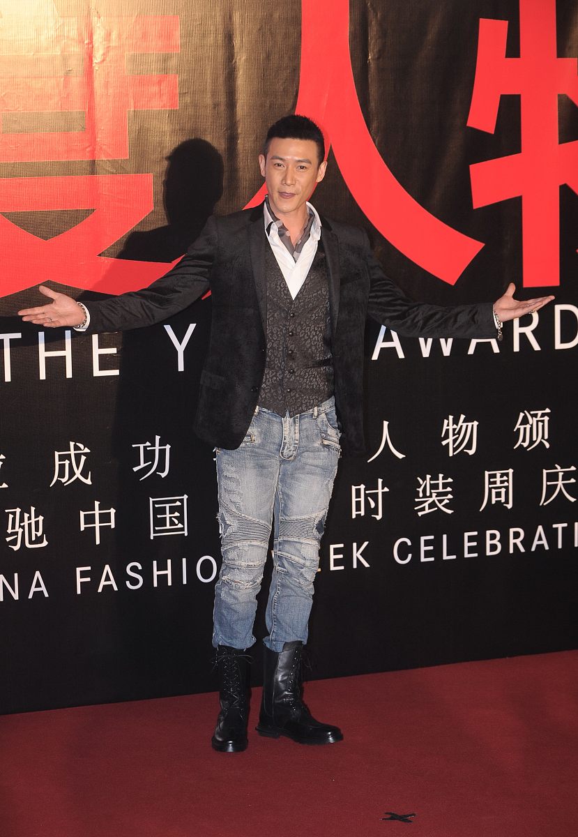 2013年11月2日,北京,2013芭莎男士品位成功年度人物颁奖盛典红毯.***_