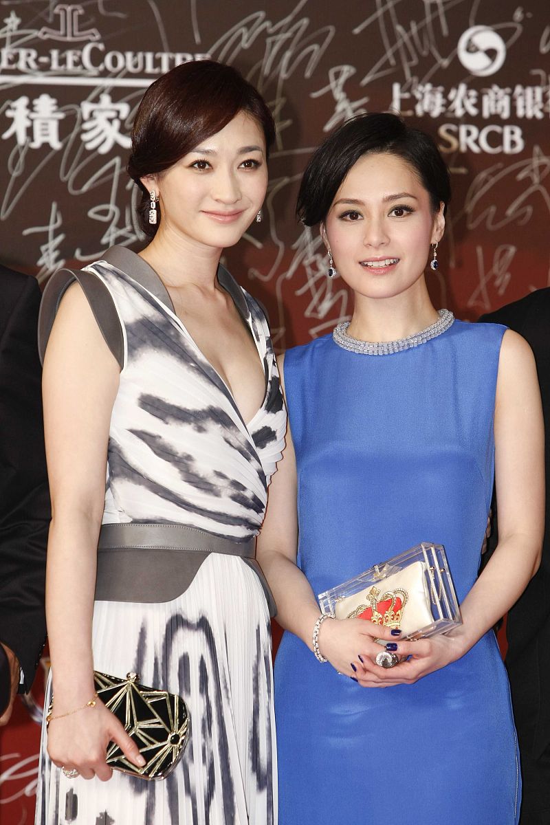 2012年6月16日,上海,第15届上海国际电影节开幕.  李小冉 阿娇 钟欣桐
