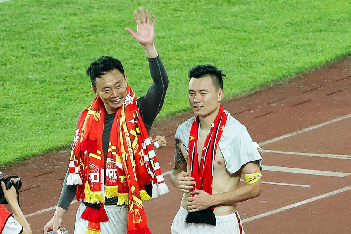 2017中超第8轮:莫雷诺染红于汉超绝杀 广州恒大淘宝3-2上海申花