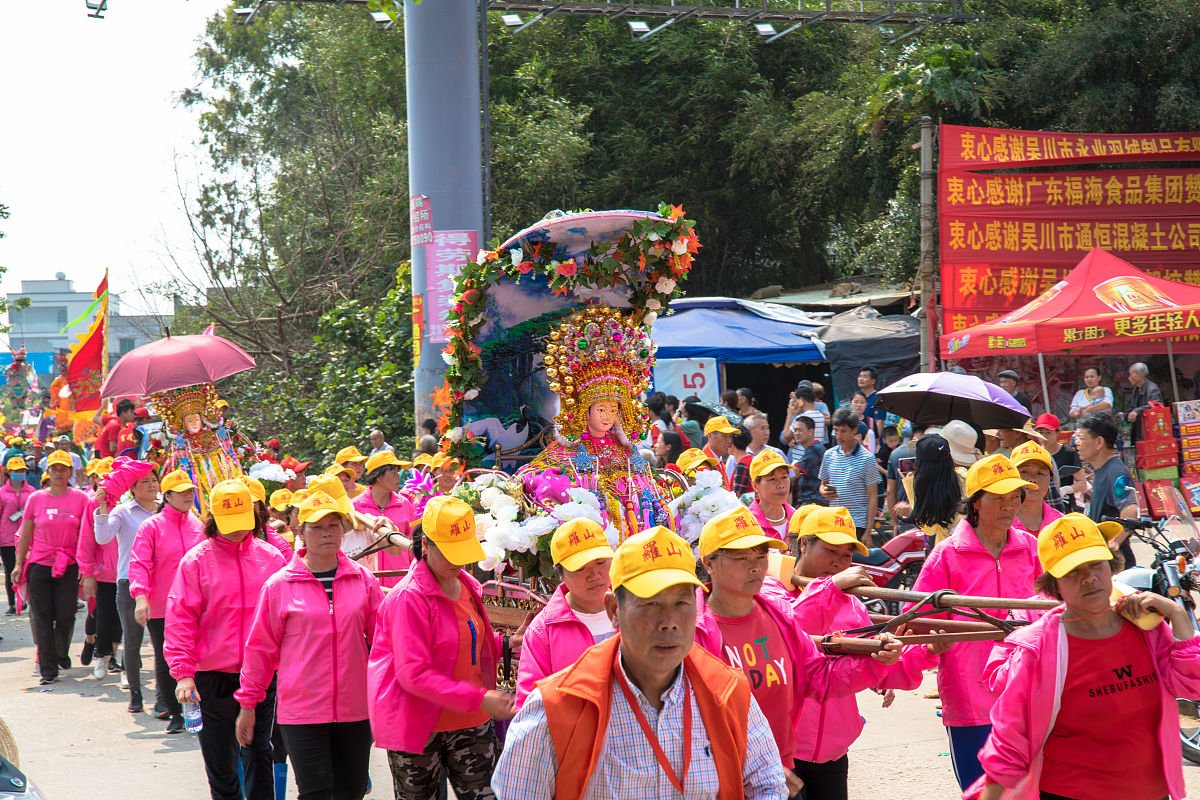 湛江艺术学校办学条件：设施一流、师资力量雄厚