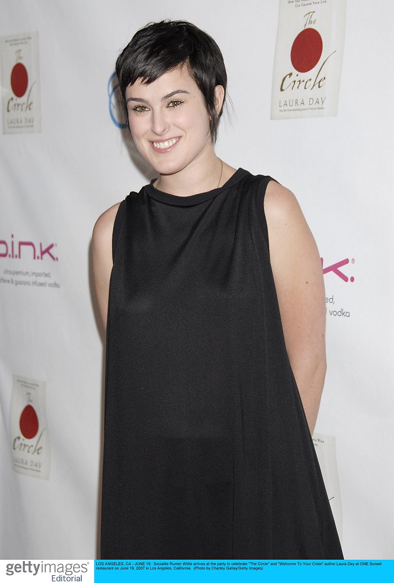 los angeles, ca - june 19:  socialite rumer willis arrives at th