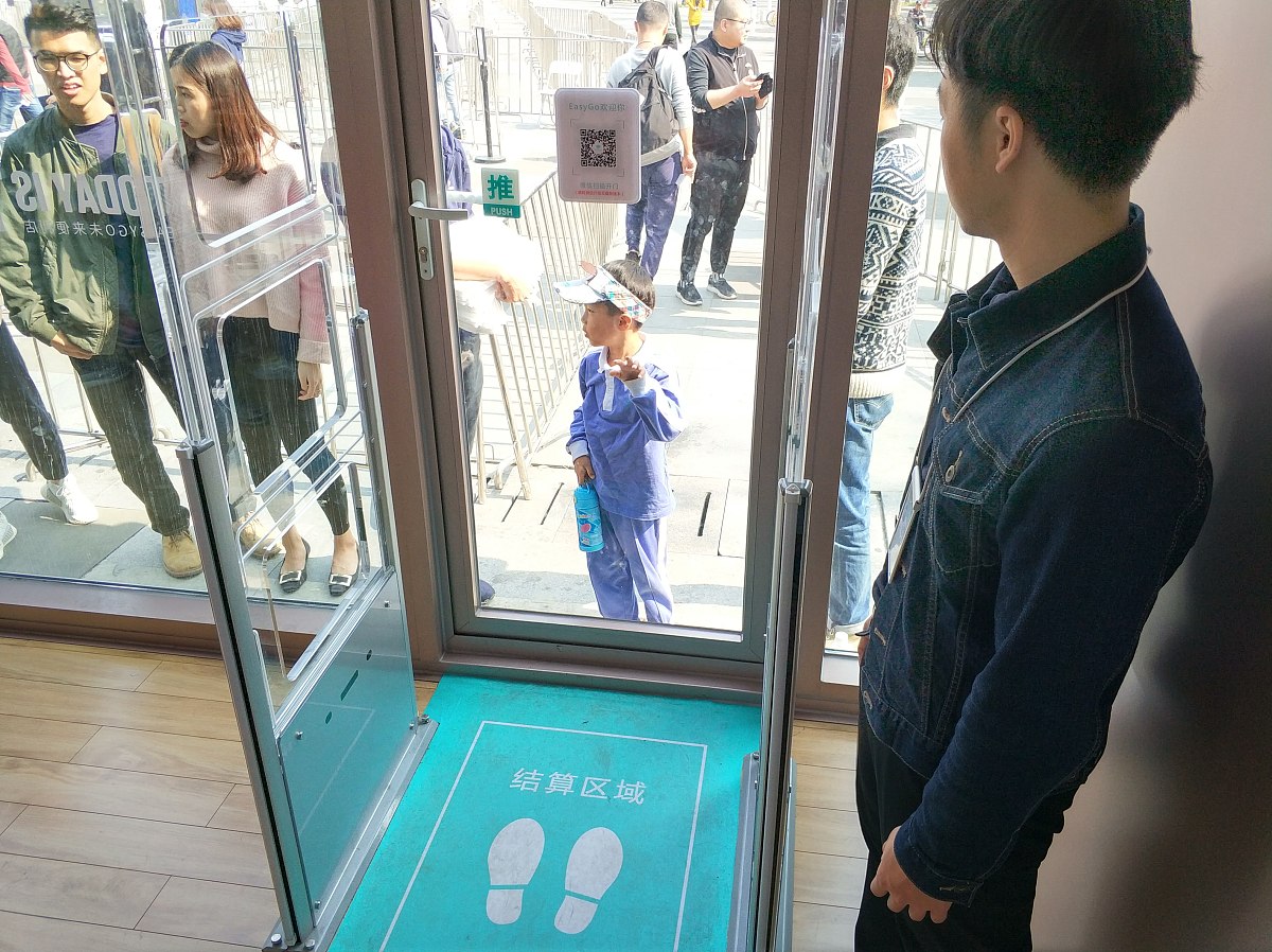 微信小程序单词分类为什么要进行跨表操作？
