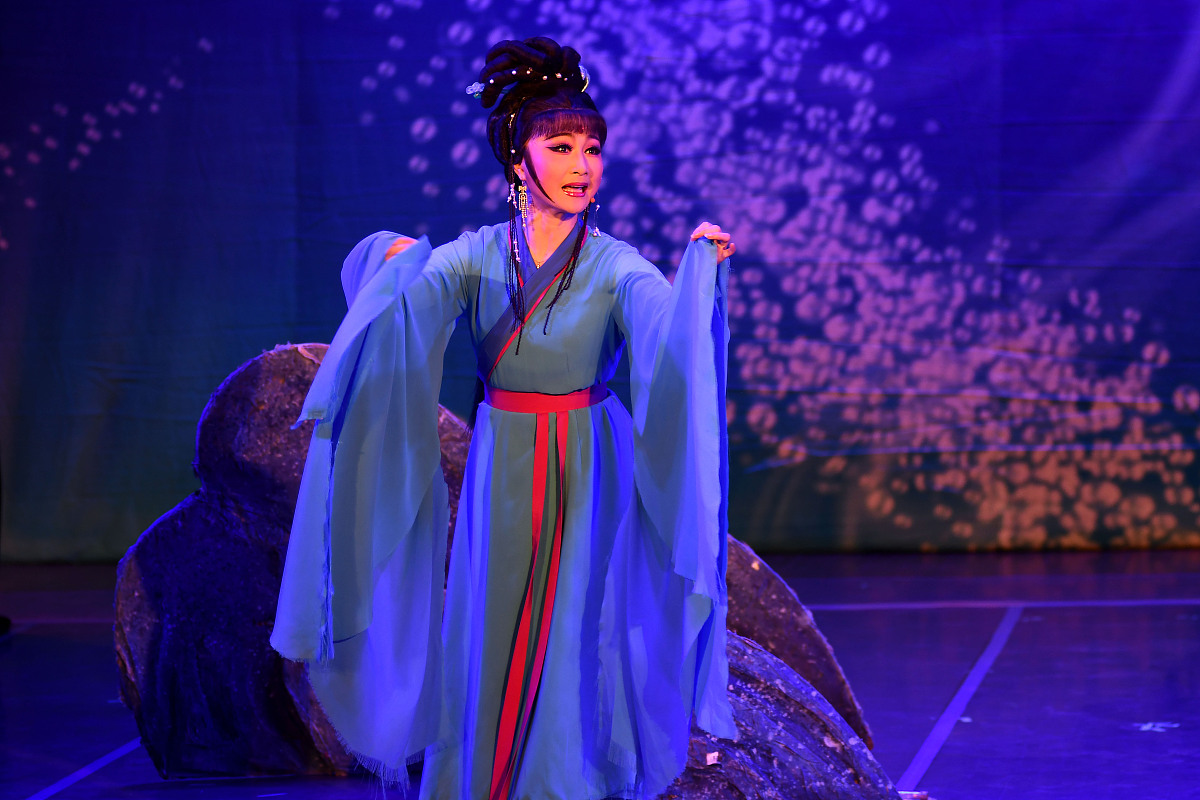 几分感动在心头：生活中的温暖瞬间