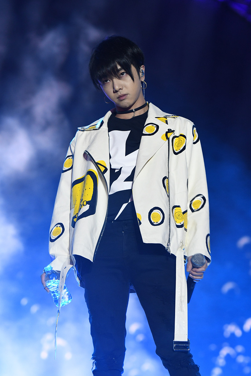 2017年4月22日,上海,b.i.g泛娱乐嘉年华.***_***华晨宇