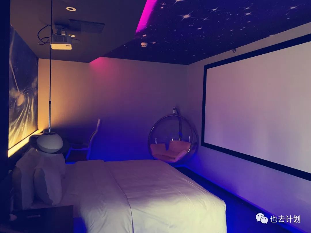 电影酒店的互联网+:联合美团 让住酒店更有