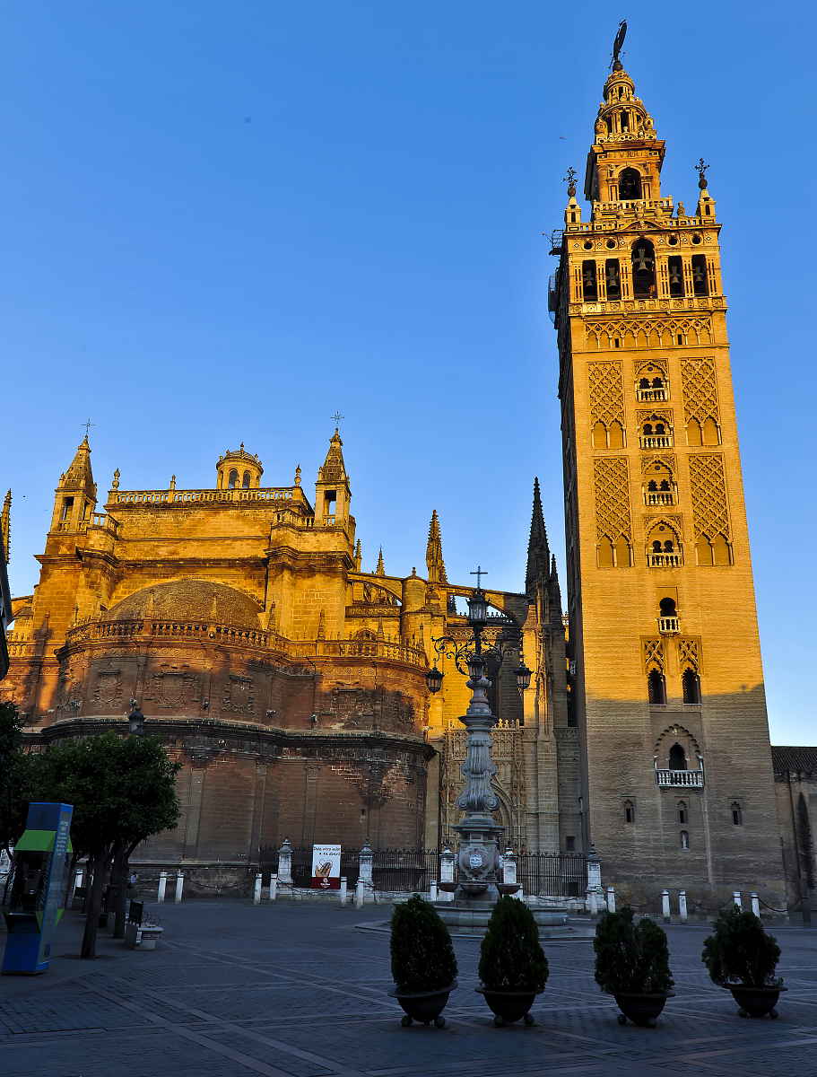 2010年06月10日,西班牙塞维利亚,西班牙语:sevilla***_***2010年06月1