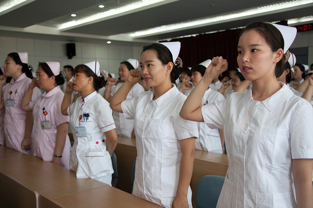 昆明卫校女生学医前景分析：2021年读卫校有前途吗？