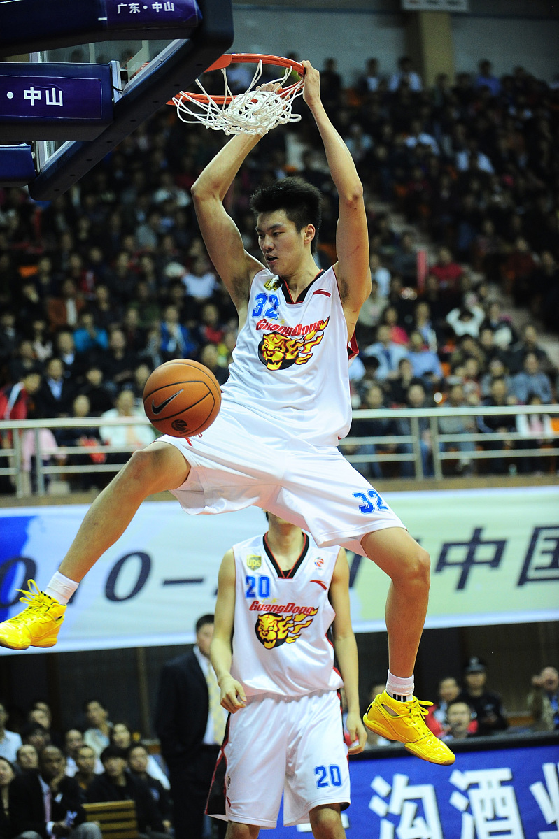 中山体育运动学校2020年招生简章 - 培养体育精英，成就运动梦想