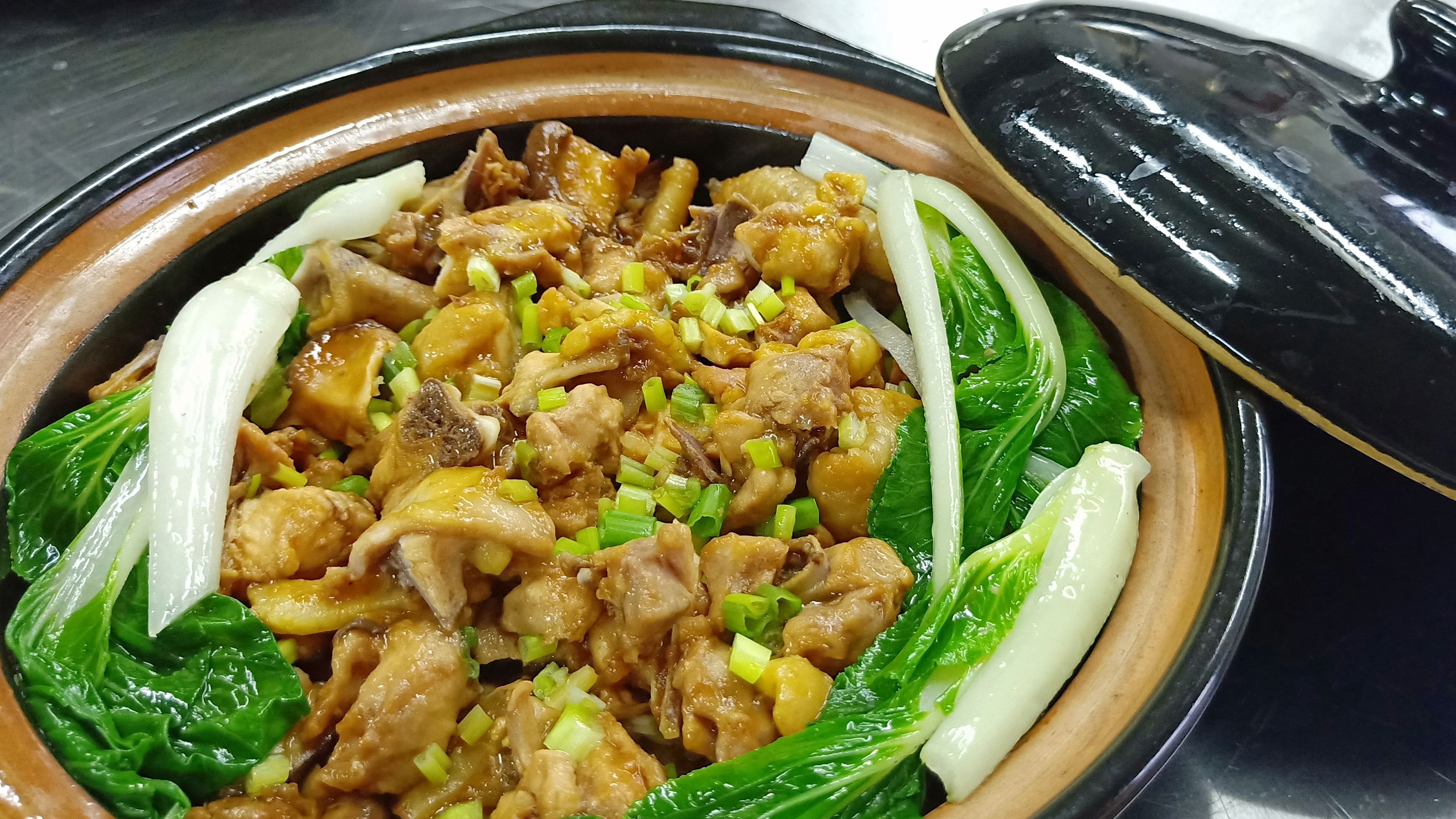 正宗广东煲仔饭,大厨教你煲仔饭步骤详细