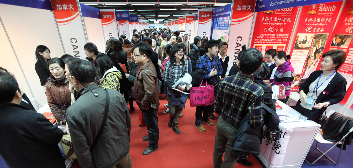 写个24篇大学生实习周报 字数300字