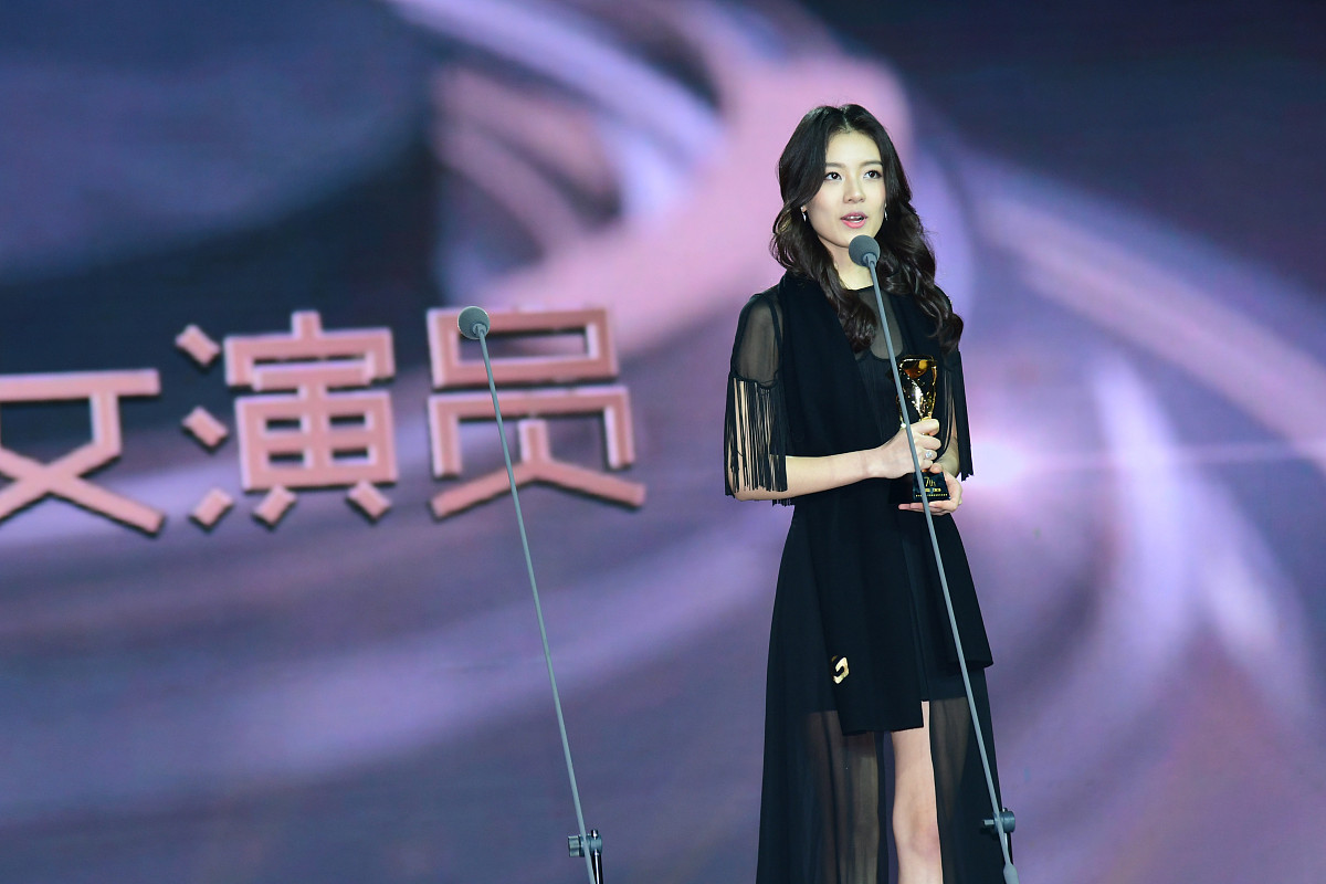 梦泪 - 中国歌手谭维维：代表作、简介及音乐风格