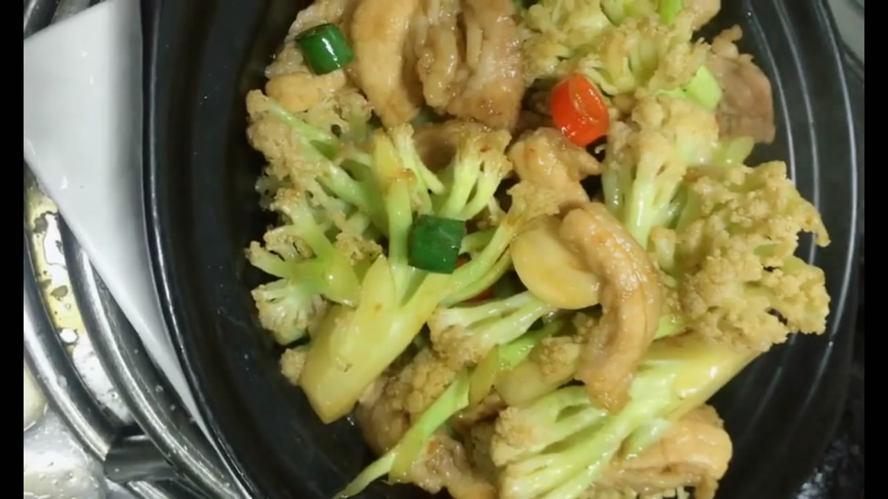 清炒有机菜花如何做?看这里,这样做出的菜花好吃更有营养