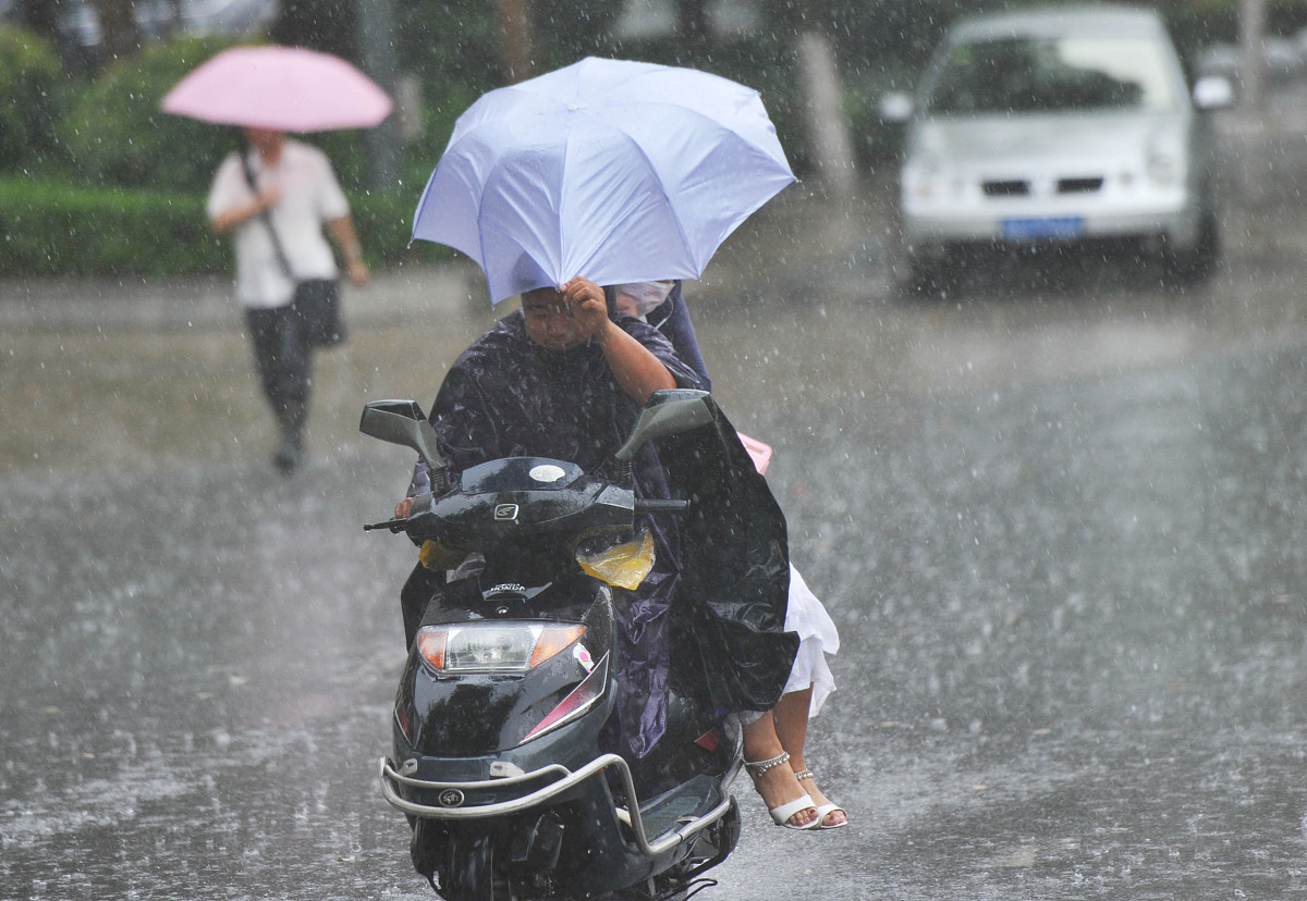 热传输有三种机理：热传导、热对流和热辐射请说明这三种热传输机理各自的定义