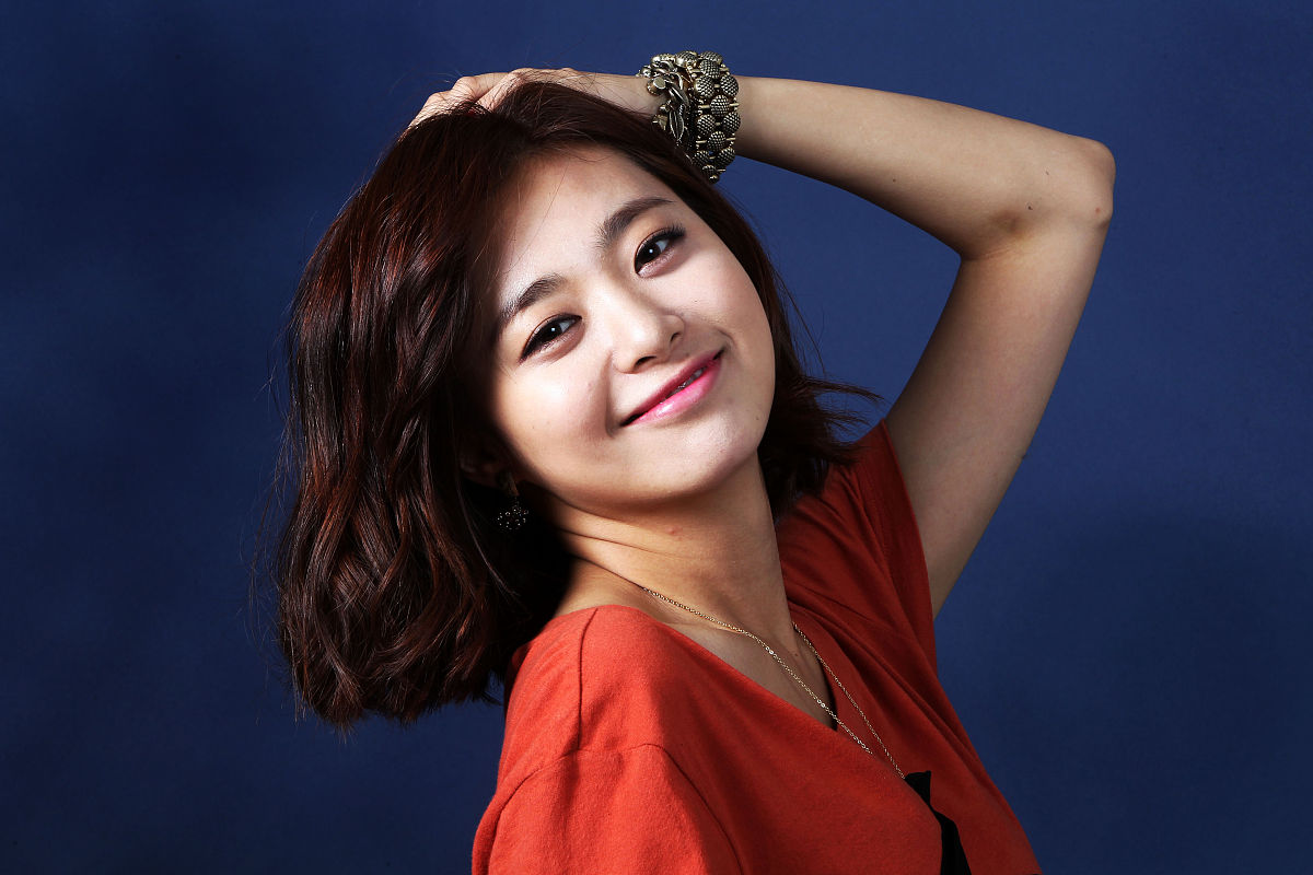 2011年10月28日讯,韩国女星李英恩(lee young eun)写真棚片.s. korean