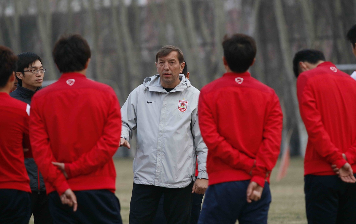 吉林媒体电话：连接政府与百姓的信息桥梁